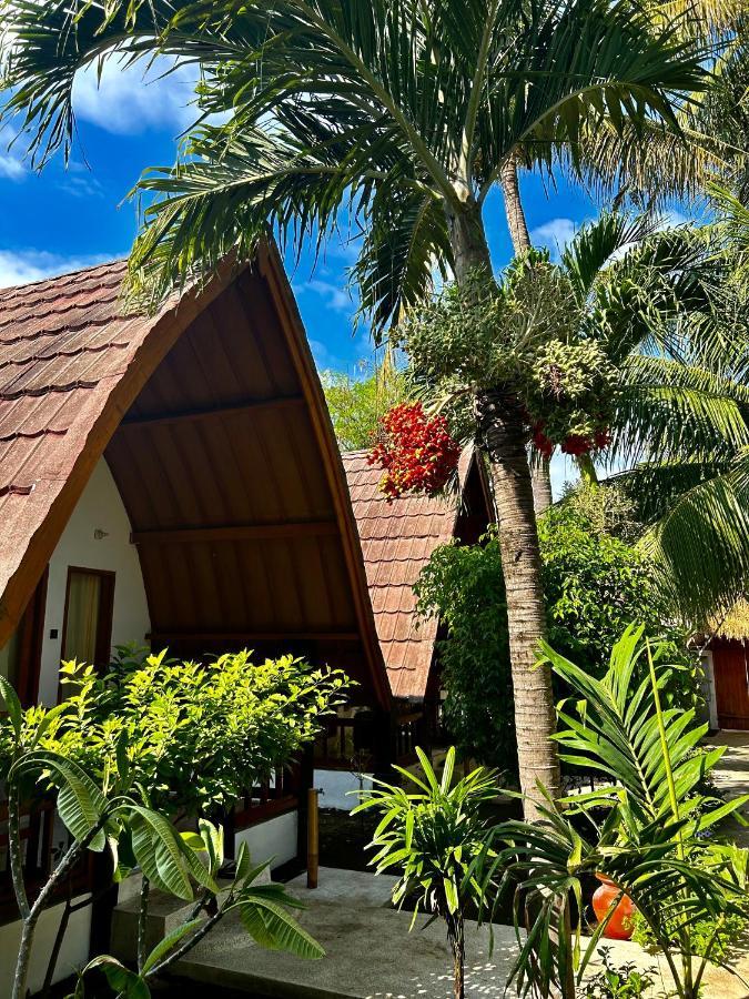 Gili Land Hotel Gili Islands Exterior photo