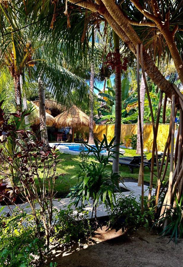 Gili Land Hotel Gili Islands Exterior photo