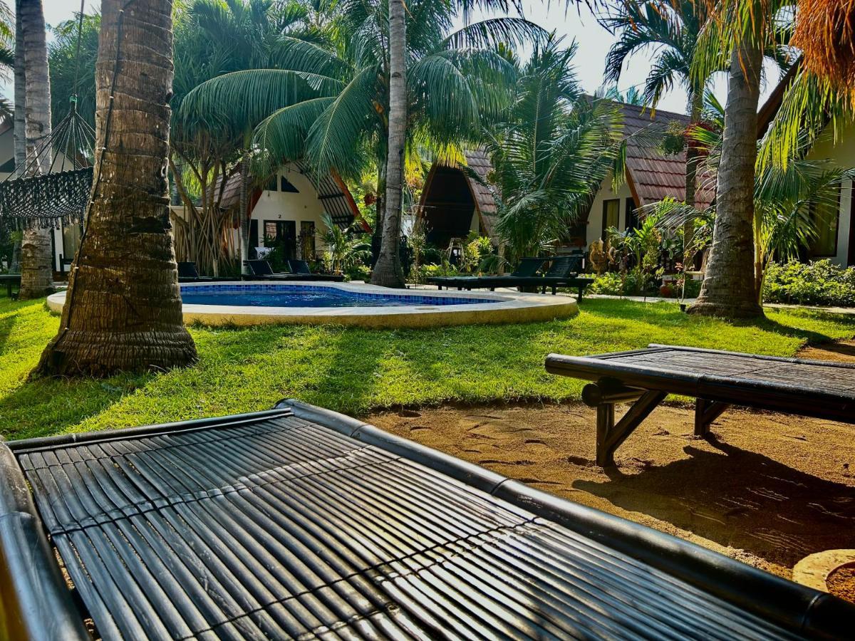 Gili Land Hotel Gili Islands Exterior photo